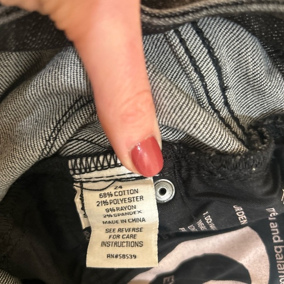 Evereve Jeans Womens 24 Black Raw Hem Ever Straight Stretch - Picture 6 of 6